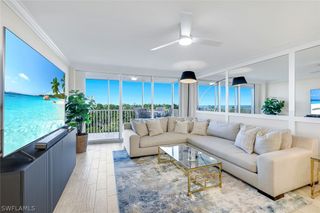 5 Bluebill AVE 506, Naples, FL 34108