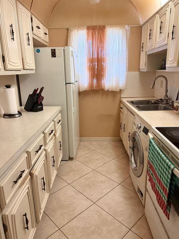 855 North Dr A, Delray Beach, FL 33445