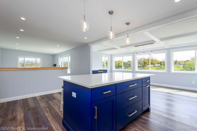 8081 Granada Avenue, Brighton Township, MI 48114