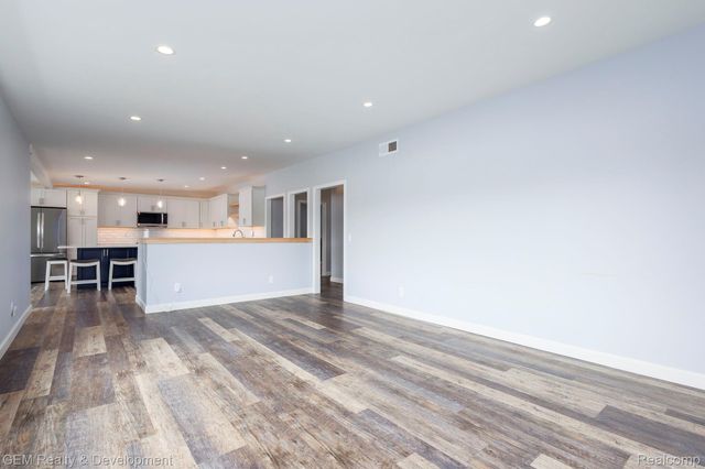 8081 Granada Avenue, Brighton Township, MI 48114