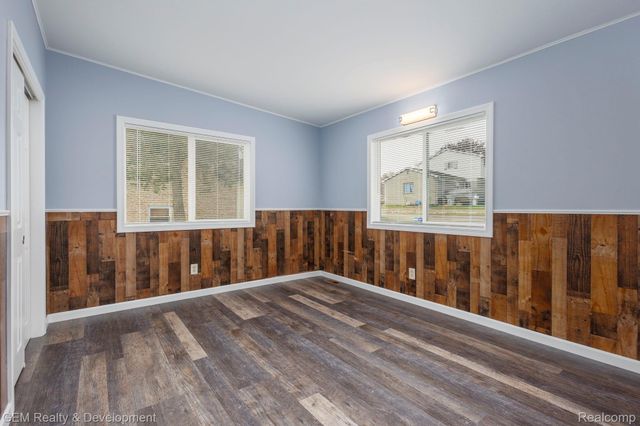 8081 Granada Avenue, Brighton Township, MI 48114