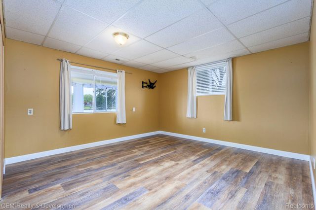 8081 Granada Avenue, Brighton Township, MI 48114