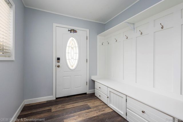 8081 Granada Avenue, Brighton Township, MI 48114