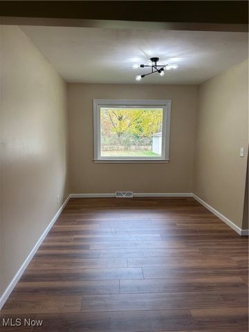 472 Jeannette Drive, Richmond Heights, OH 44143