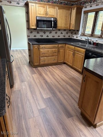 472 Jeannette Drive, Richmond Heights, OH 44143