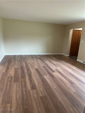 472 Jeannette Drive, Richmond Heights, OH 44143