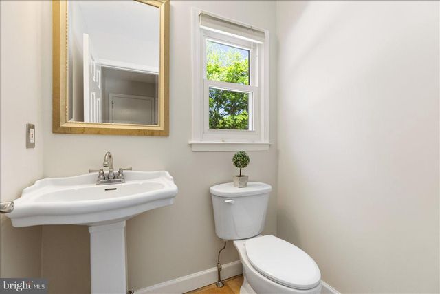 45 E CARTWRIGHT DR, Princeton Junction, NJ 08550