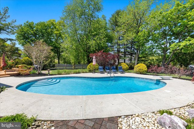 45 E CARTWRIGHT DR, Princeton Junction, NJ 08550