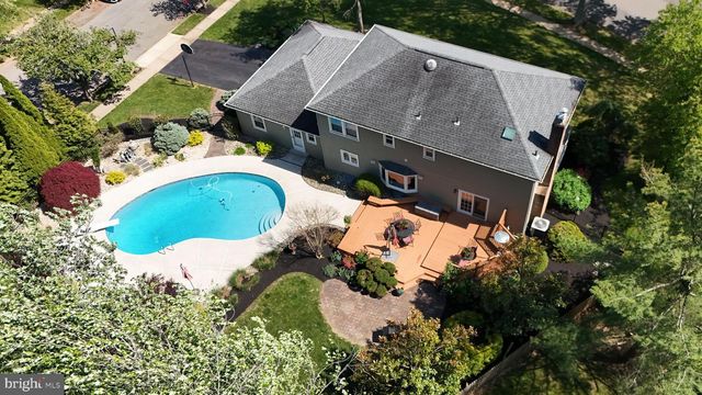 45 E CARTWRIGHT DR, Princeton Junction, NJ 08550