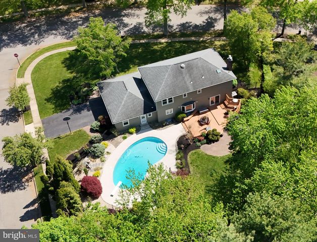 45 E CARTWRIGHT DR, Princeton Junction, NJ 08550