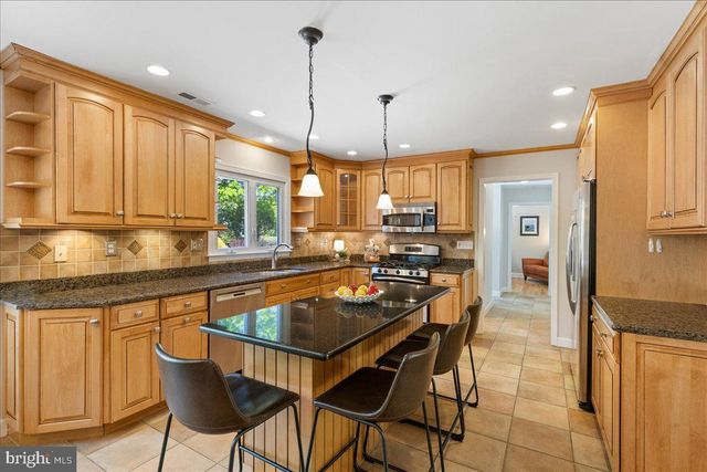 45 E CARTWRIGHT DR, Princeton Junction, NJ 08550