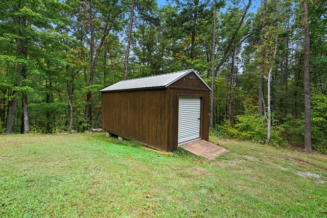 415 Woods Road, Talking Rock, GA 30175