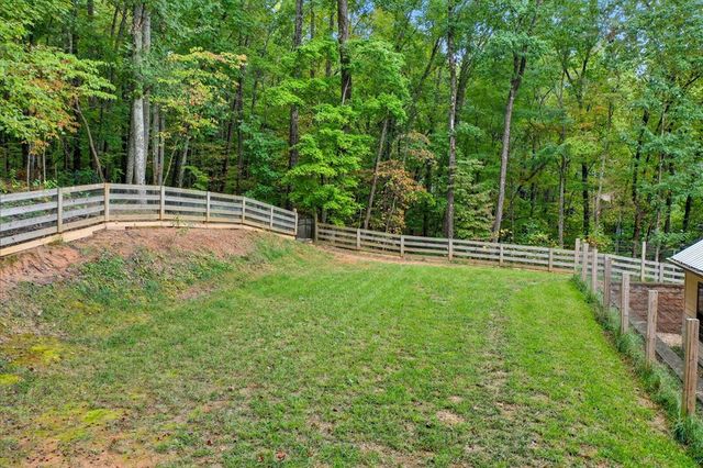 415 Woods Road, Talking Rock, GA 30175