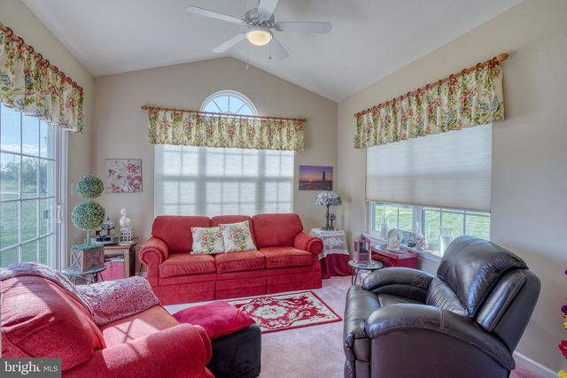36 SUNDERLAND RD, Felton, DE 19943