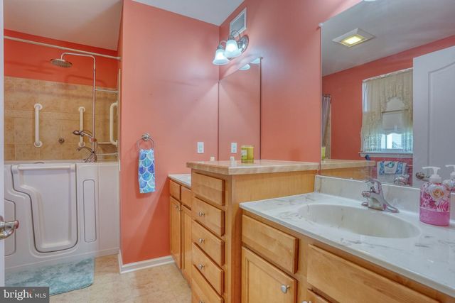 36 SUNDERLAND RD, Felton, DE 19943