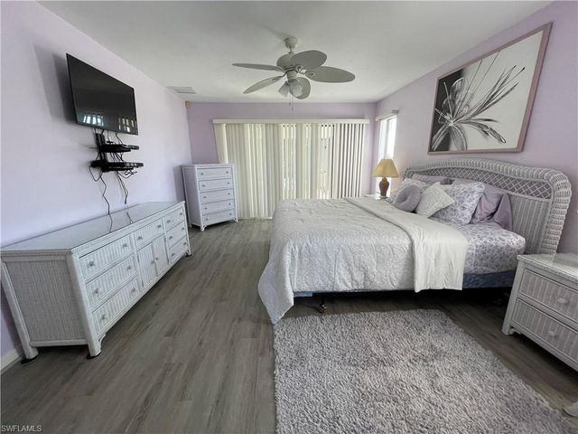 130 SE 44th ST, Cape Coral, FL 33904