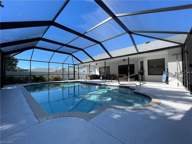 130 SE 44th ST, Cape Coral, FL 33904