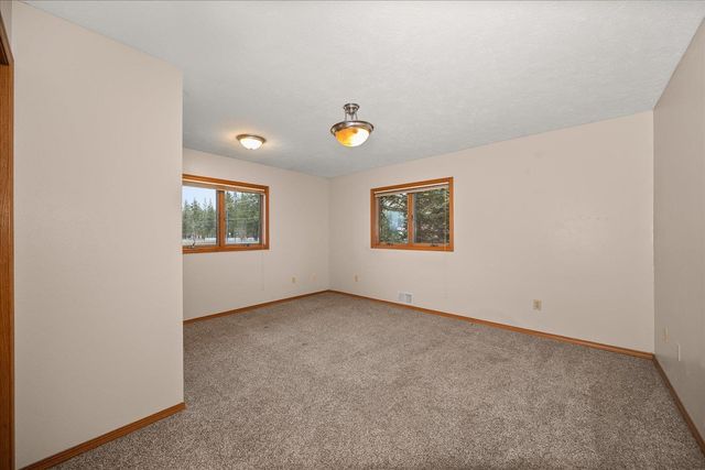 19421 N Yale Rd, Colbert, WA 99005