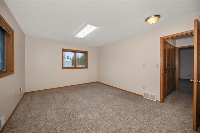 19421 N Yale Rd, Colbert, WA 99005