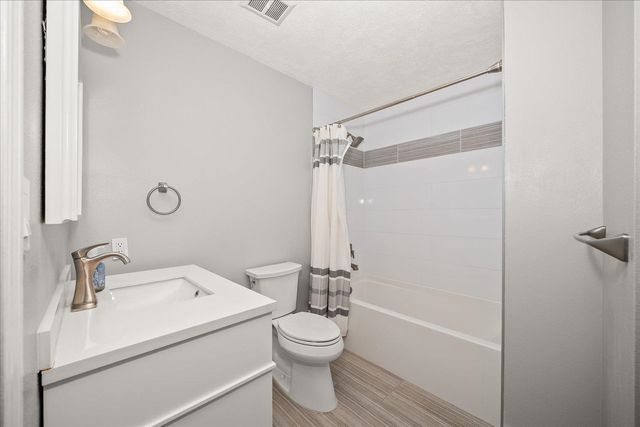 19421 N Yale Rd, Colbert, WA 99005