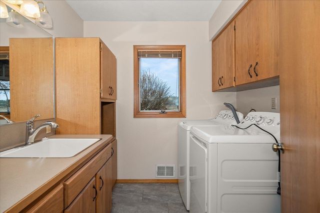 19421 N Yale Rd, Colbert, WA 99005