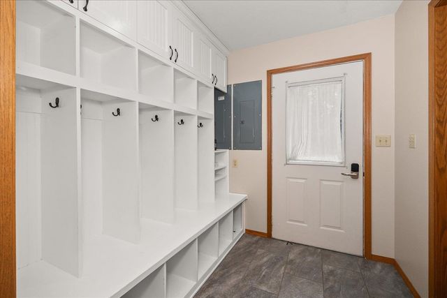 19421 N Yale Rd, Colbert, WA 99005