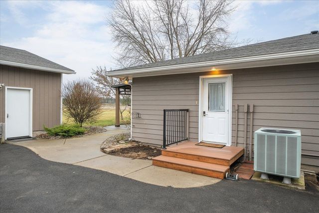 19421 N Yale Rd, Colbert, WA 99005