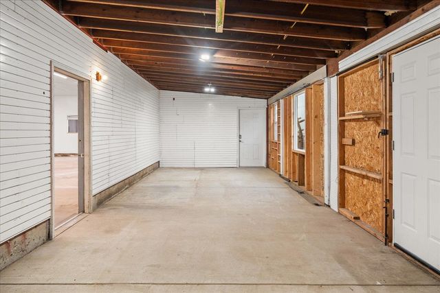 19421 N Yale Rd, Colbert, WA 99005