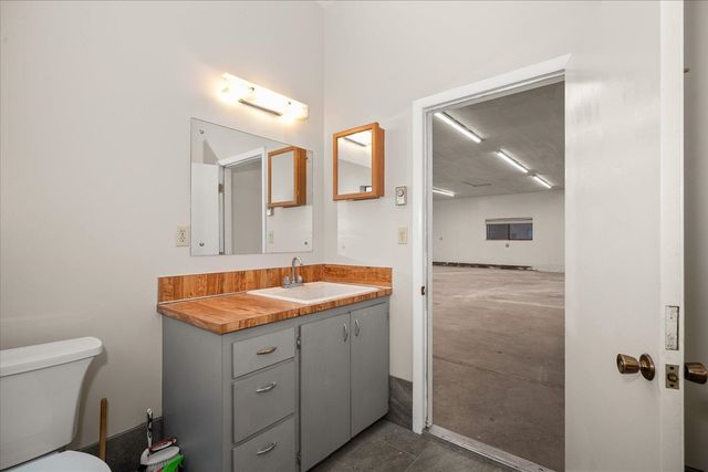 19421 N Yale Rd, Colbert, WA 99005