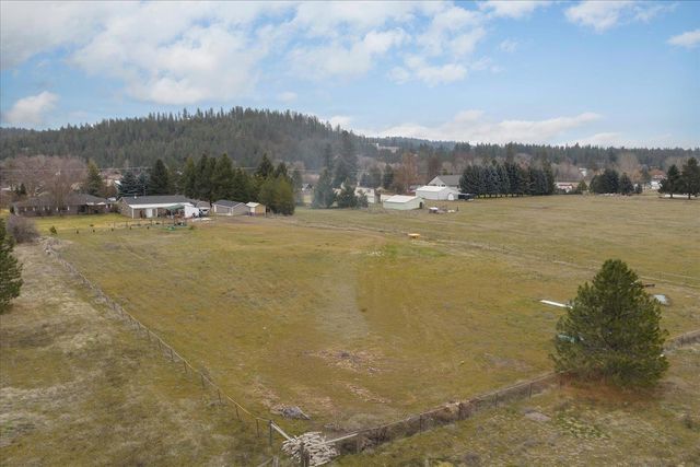 19421 N Yale Rd, Colbert, WA 99005