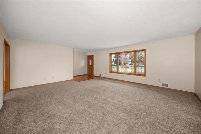 19421 N Yale Rd, Colbert, WA 99005