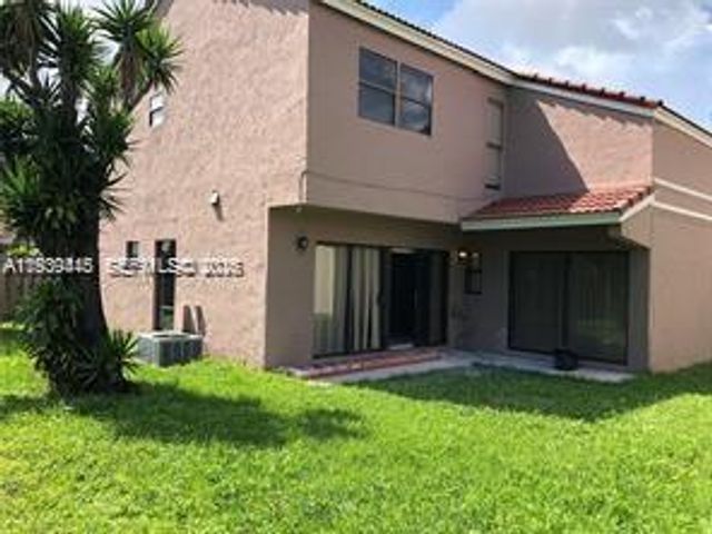 8880 SW 6th Ln 04, Miami, FL 33174