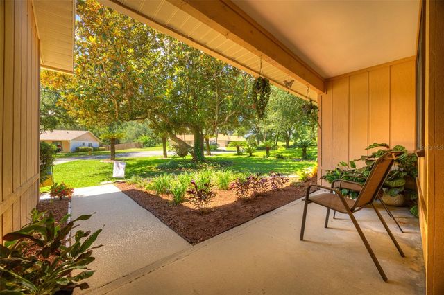 1055 W VILLAGE GREEN RD, Deland, FL 32720