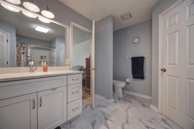 1055 W VILLAGE GREEN RD, Deland, FL 32720