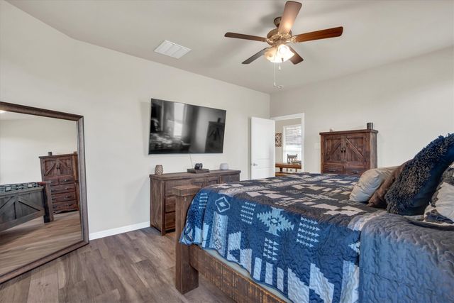 9209 Nickel Creek Drive, Fort Worth, TX 76131