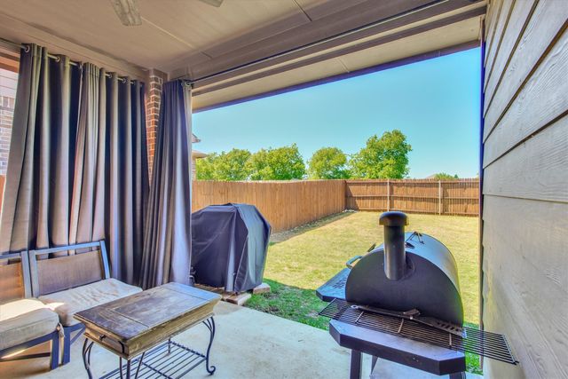 9209 Nickel Creek Drive, Fort Worth, TX 76131