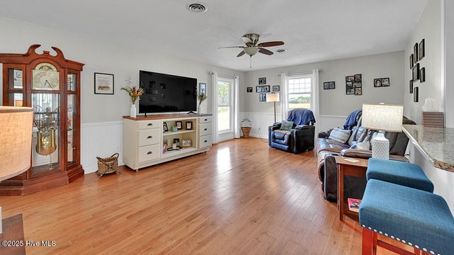 278 Woodstock Road, Belhaven, NC 27810