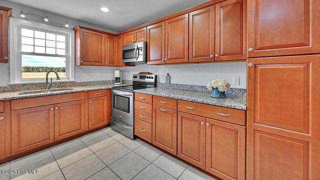 278 Woodstock Road, Belhaven, NC 27810