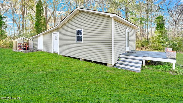 278 Woodstock Road, Belhaven, NC 27810