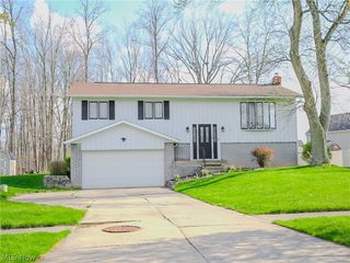 3122 Junior Pky, Brunswick, OH 44212