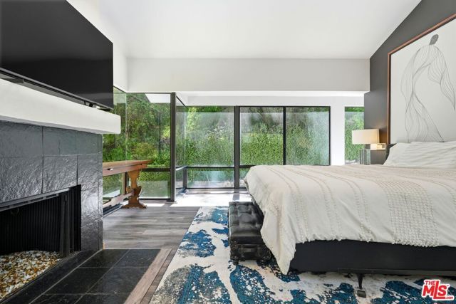 2350 Benedict Canyon Drive, Beverly Hills, CA 90210