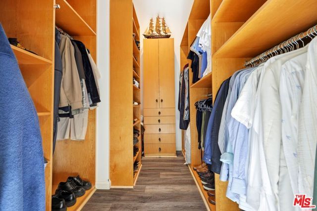 2350 Benedict Canyon Drive, Beverly Hills, CA 90210