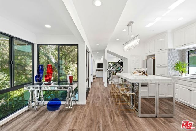 2350 Benedict Canyon Drive, Beverly Hills, CA 90210