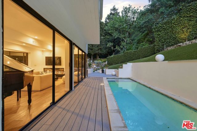 2350 Benedict Canyon Drive, Beverly Hills, CA 90210