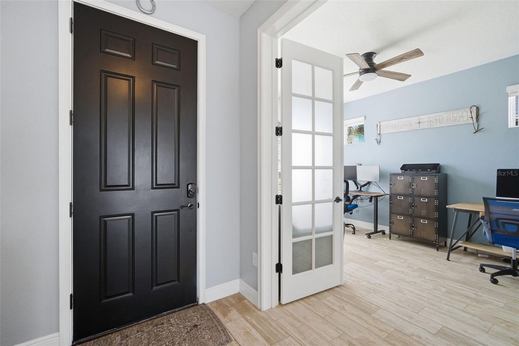 Image 2 of property listing at 12926 SATIN LILY DRIVE, Riverview, FL 33579