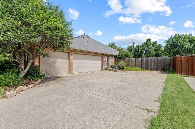 1302 Normandy Drive, Southlake, TX 76092