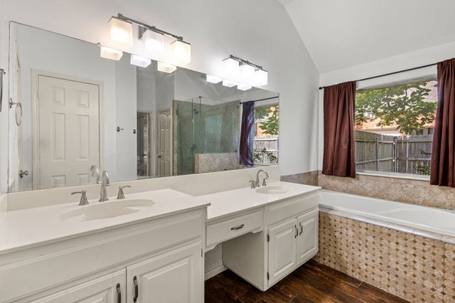 1302 Normandy Drive, Southlake, TX 76092