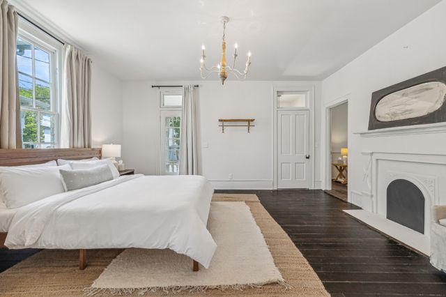 1012 S High St, Columbia, TN 38401