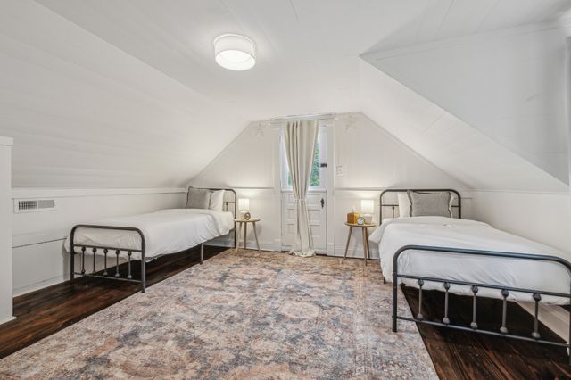 1012 S High St, Columbia, TN 38401