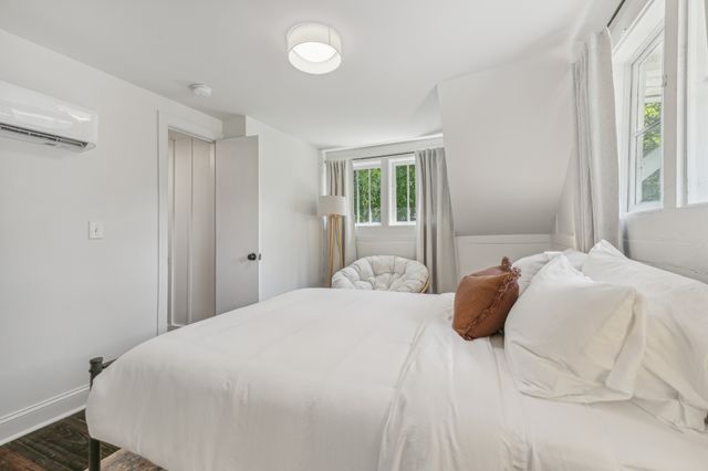 1012 S High St, Columbia, TN 38401